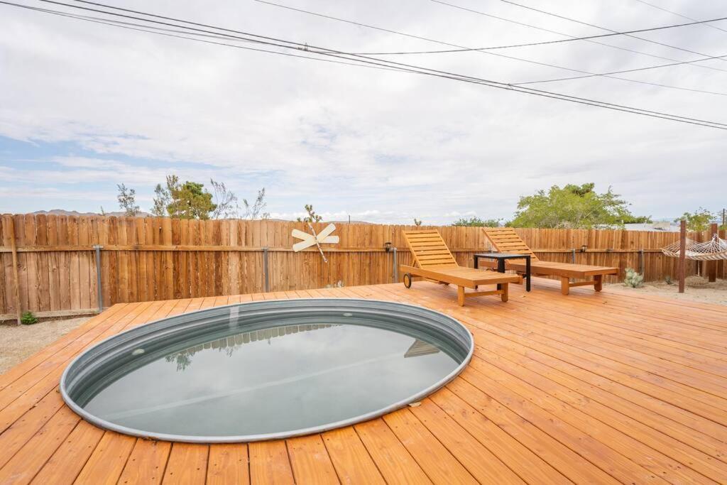 Palm Vista Retreat *Hot Tub/Cowboy Pool/Hammocks* Villa Joshua Tree Kültér fotó